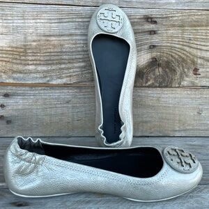 Tory Burch  Minnie Travel Ballet Flats Shiny Stone Grey Leather Slip On Shoe 6.5